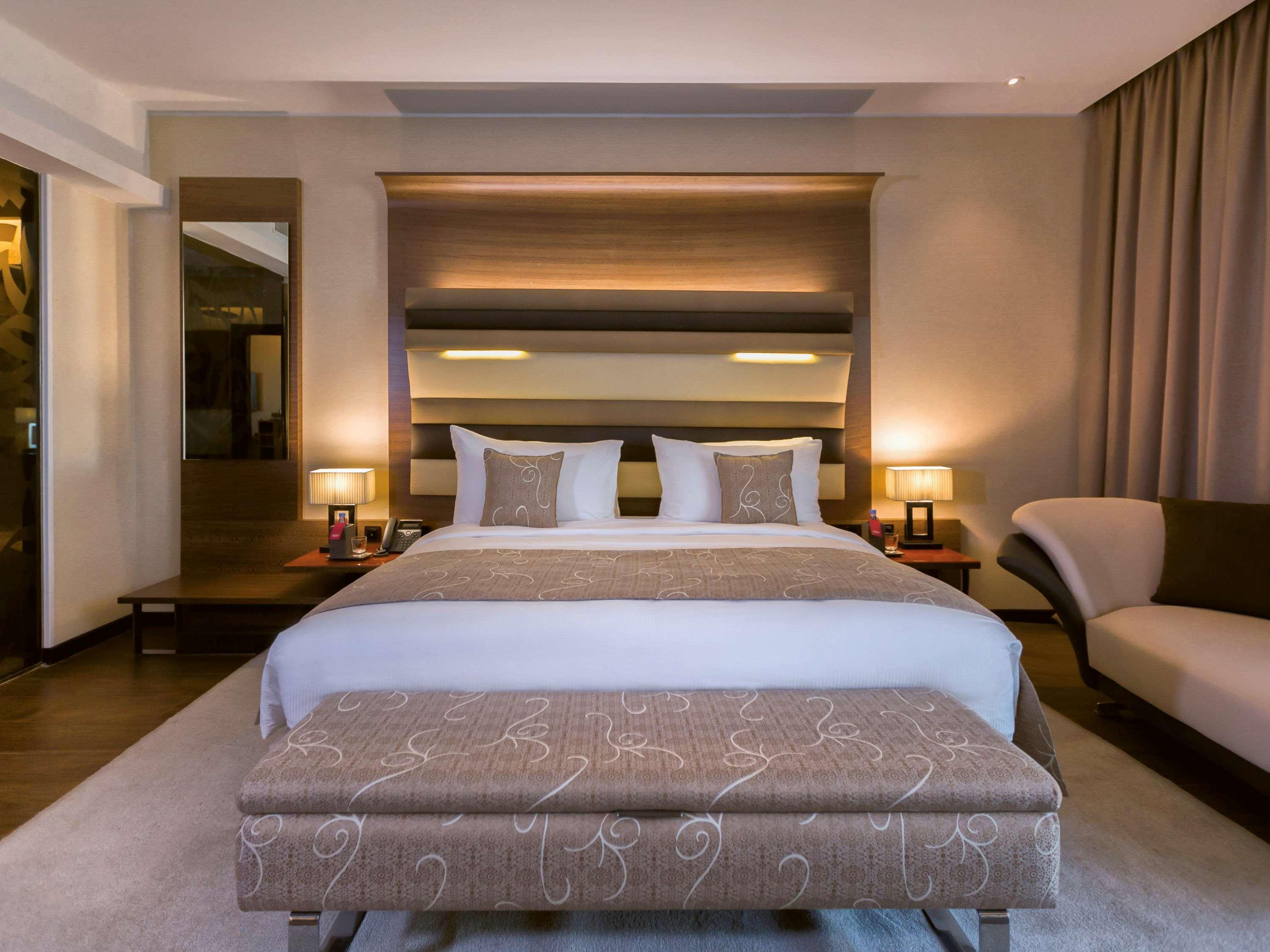 Moevenpick Hotel Du Lac Tunis Exterior foto A bedroom at the hotel