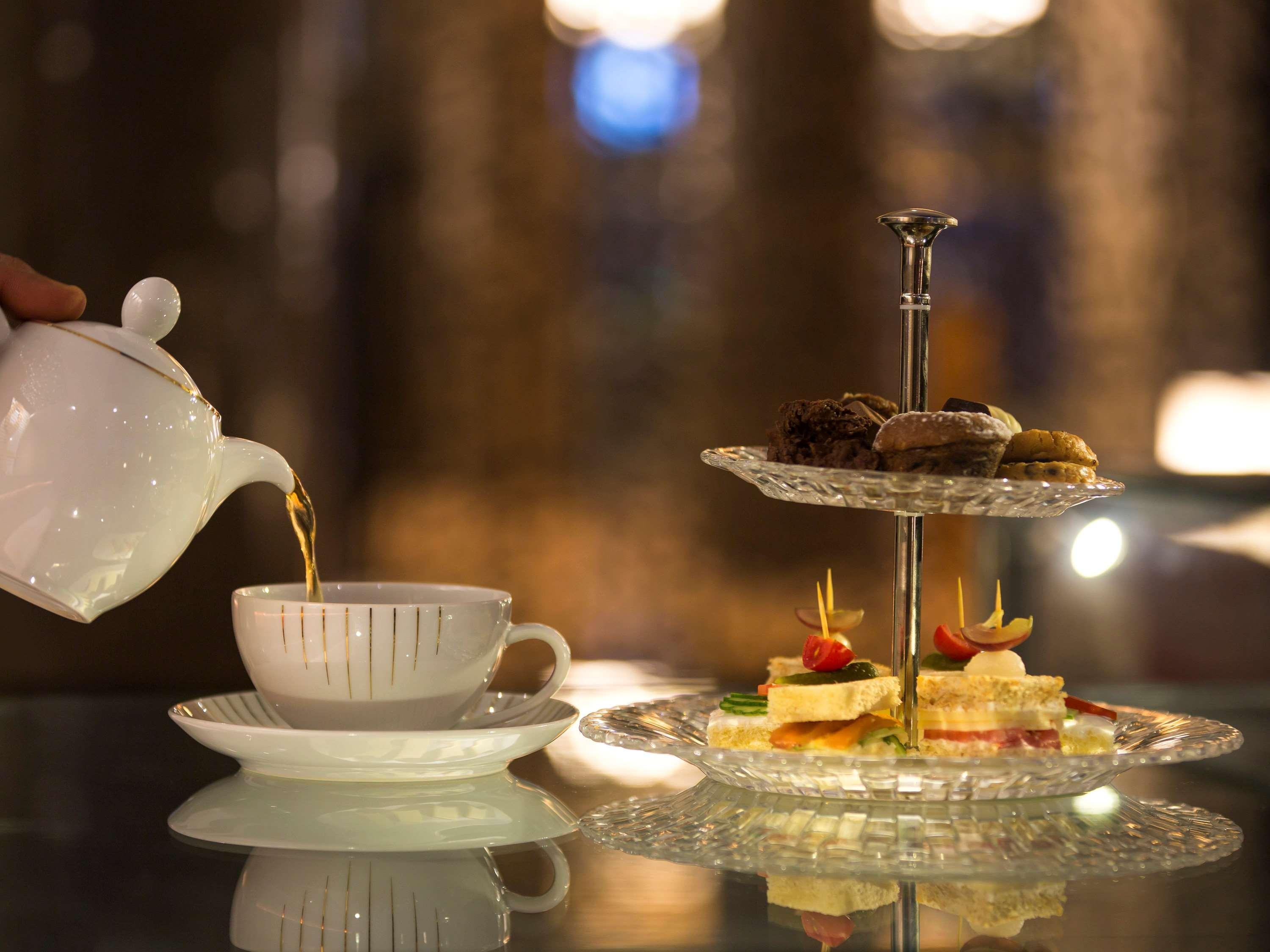 Moevenpick Hotel Du Lac Tunis Exterior foto Afternoon tea